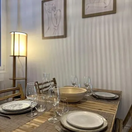 Le Saumaise : Centre Historique Apartament *